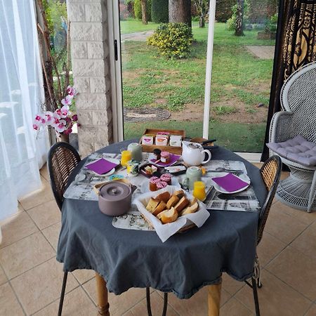 Les Cedres Bleus Bed and Breakfast Saint-Medard-de-Mussidan Buitenkant foto