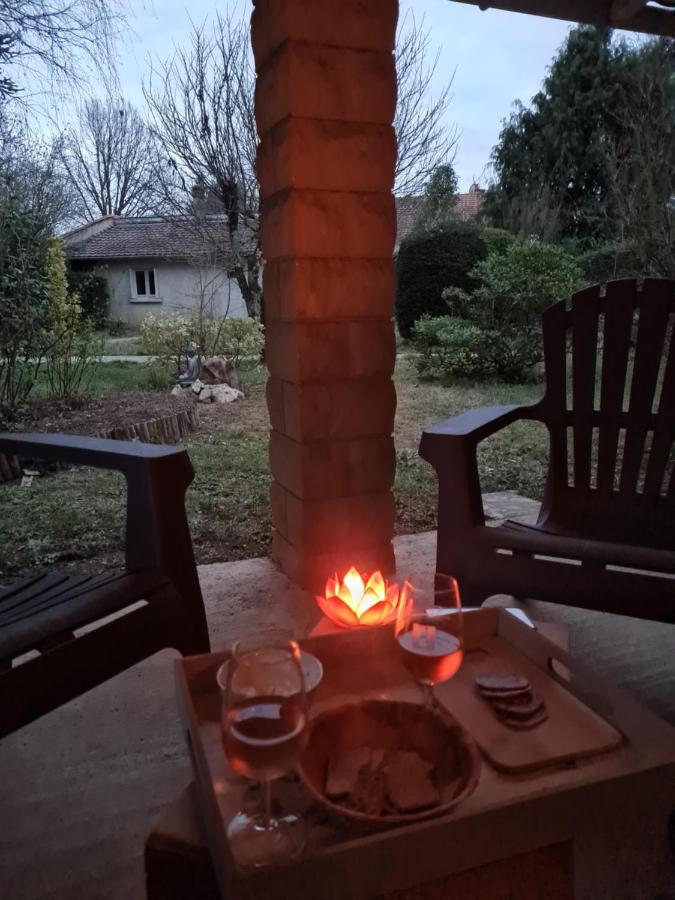 Les Cedres Bleus Bed and Breakfast Saint-Medard-de-Mussidan Buitenkant foto
