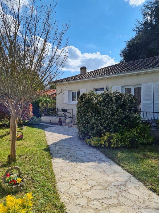 Les Cedres Bleus Bed and Breakfast Saint-Medard-de-Mussidan Buitenkant foto