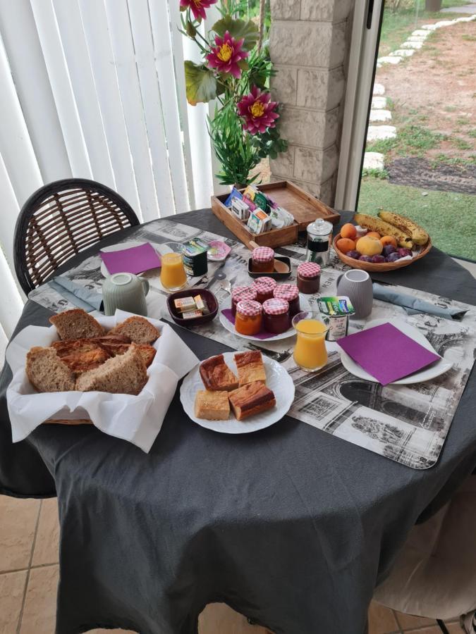 Les Cedres Bleus Bed and Breakfast Saint-Medard-de-Mussidan Buitenkant foto