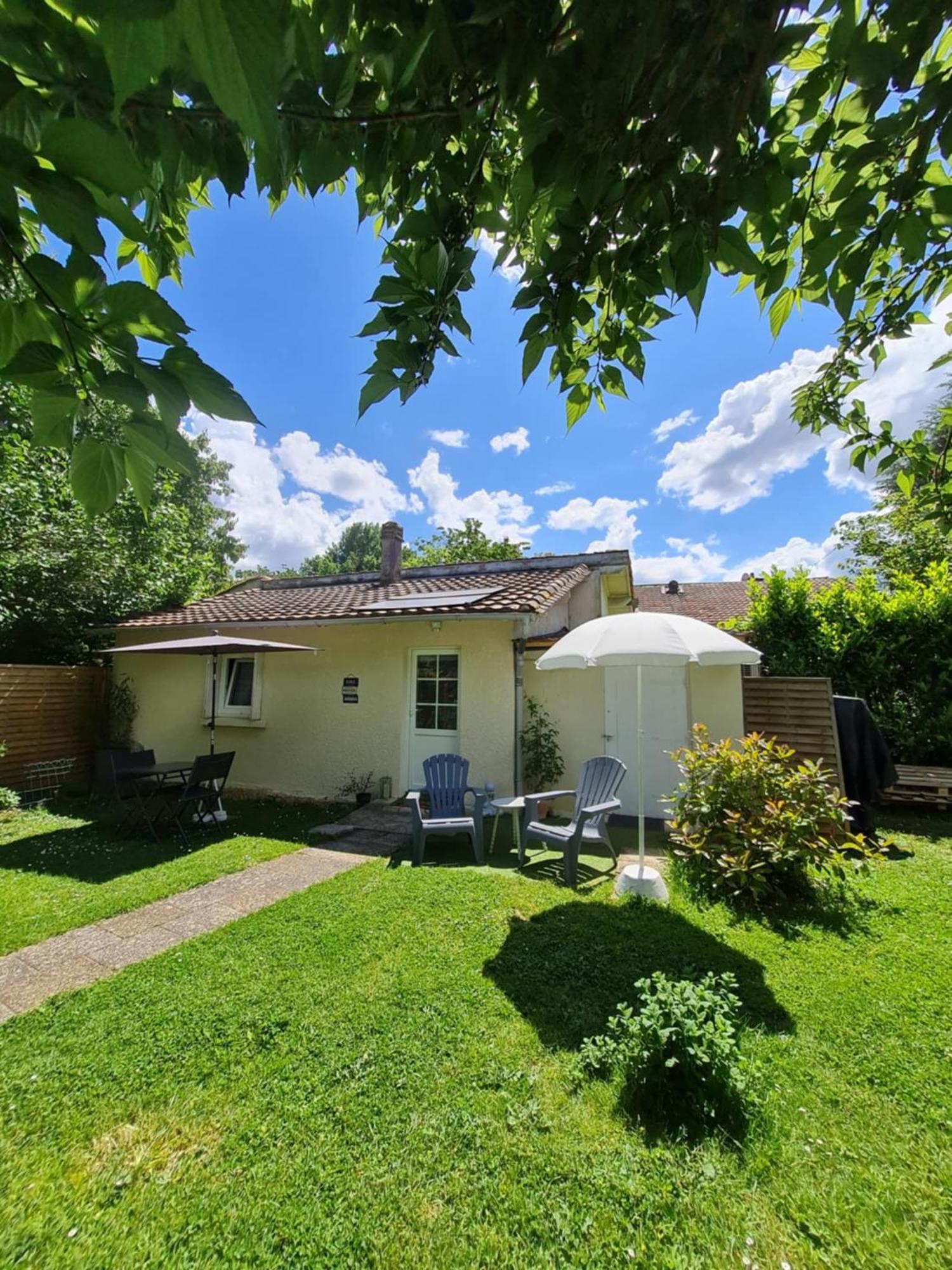 Les Cedres Bleus Bed and Breakfast Saint-Medard-de-Mussidan Buitenkant foto